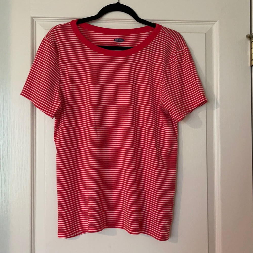 Women’s Slim Fit Short Sleeve